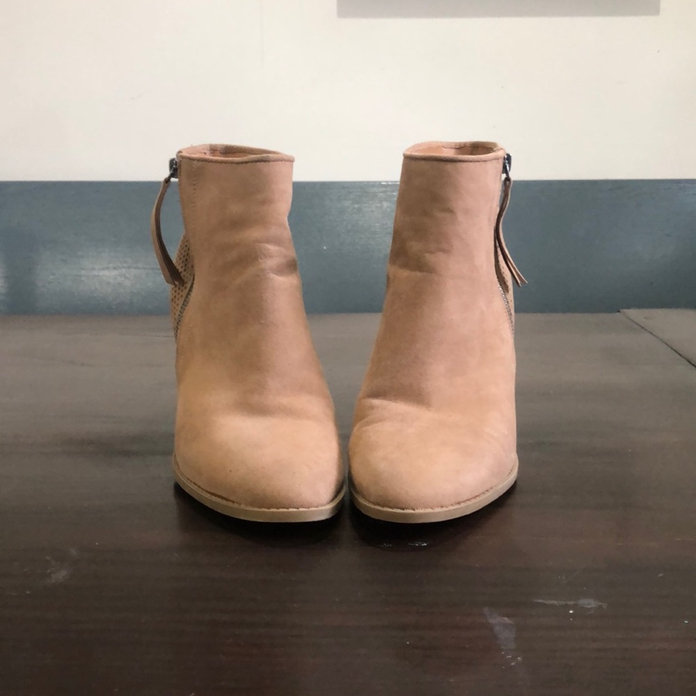 Universal Thread suede booties